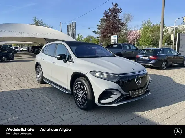 Mercedes-Benz EQS SUV
