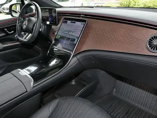Mercedes-Benz EQS