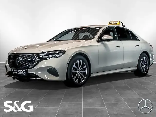 Mercedes-Benz E 200