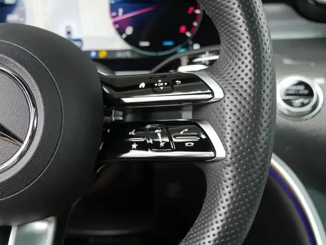 Mercedes-Benz CLE 200