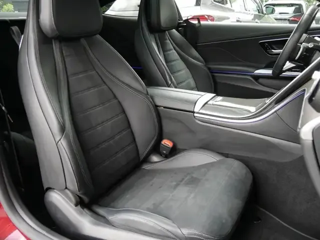 Mercedes-Benz CLE 200