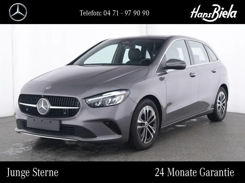 Mercedes-Benz B 180