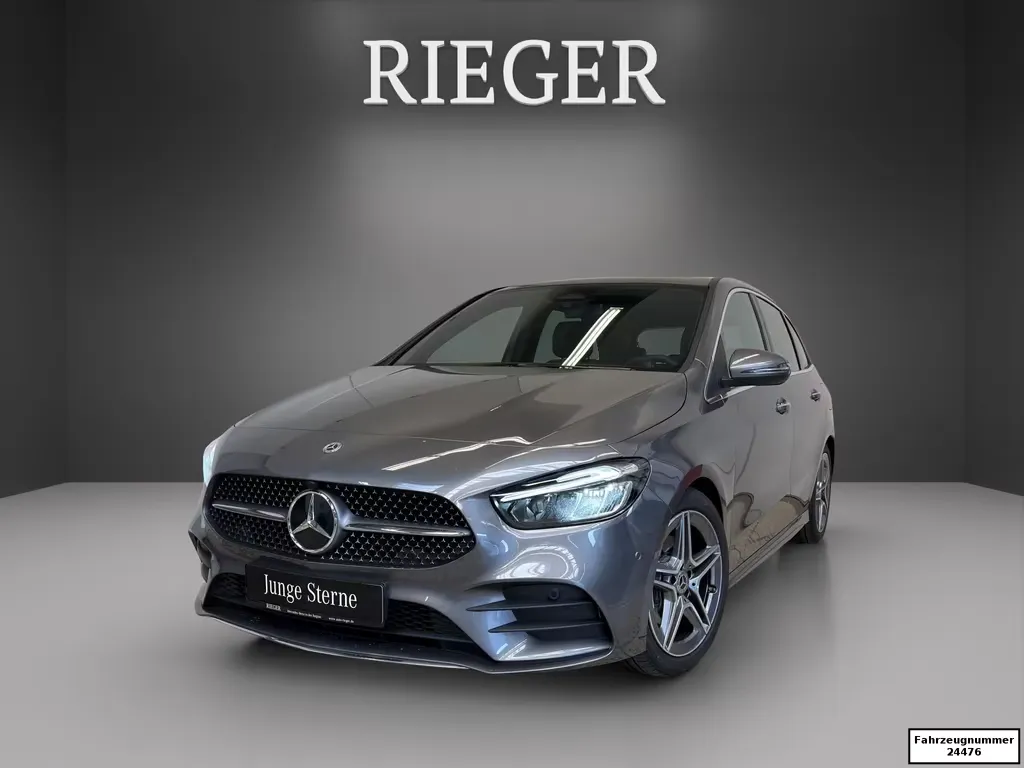 Mercedes-Benz B 200
