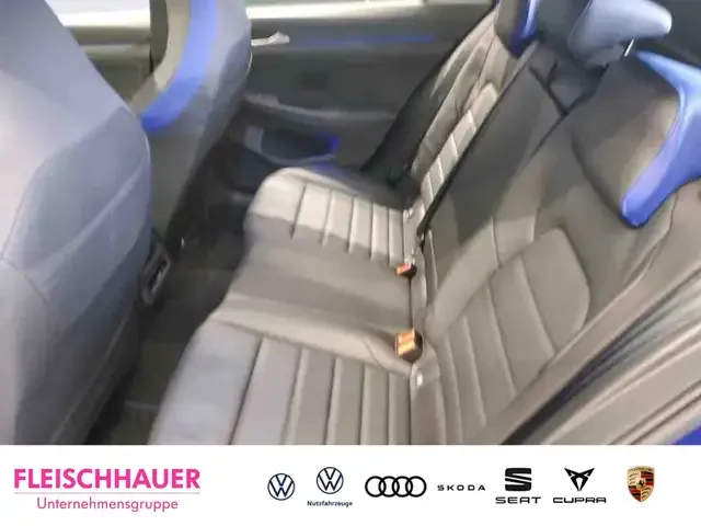 Volkswagen Golf R