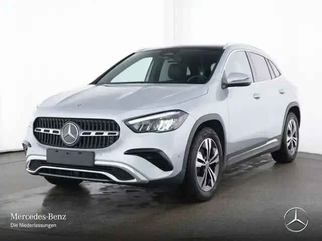 Mercedes-Benz GLA 180