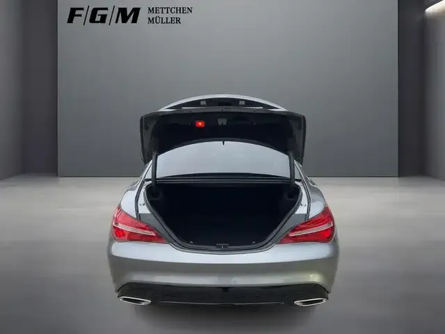 Mercedes-Benz CLA 250