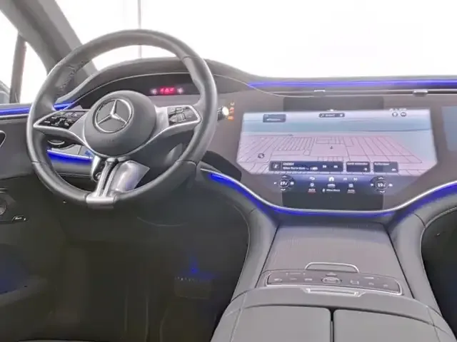 Mercedes-Benz EQE 500