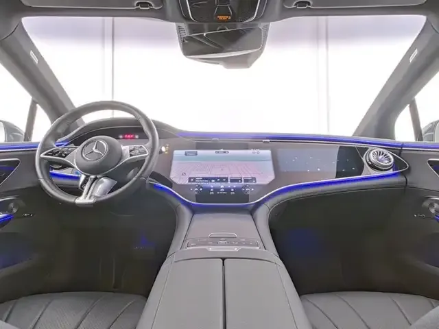 Mercedes-Benz EQE 500