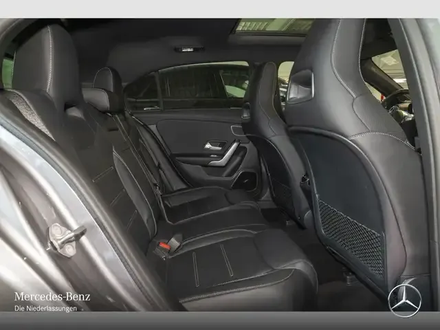 Mercedes-Benz A 45 AMG