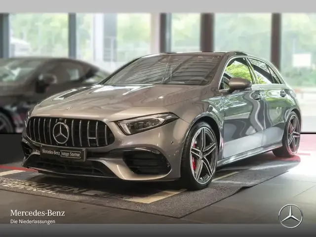 Mercedes-Benz A 45 AMG
