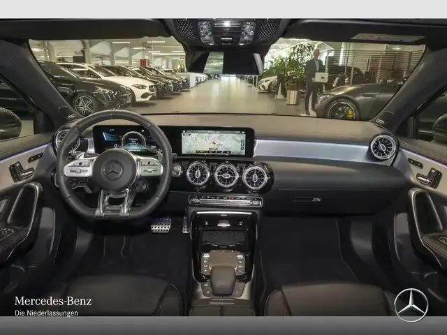 Mercedes-Benz A 45 AMG