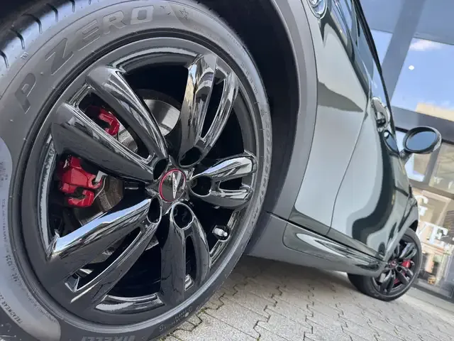 MINI John Cooper Works Cabrio
