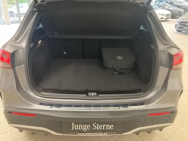 Mercedes-Benz EQA 250