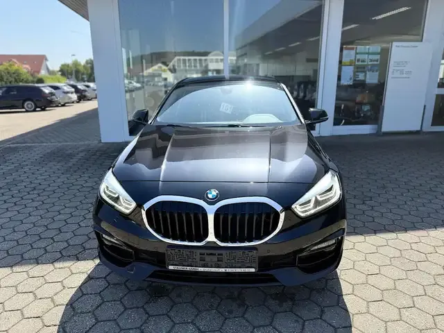 BMW 118