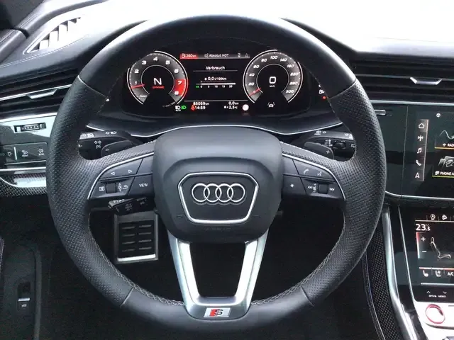 Audi SQ8