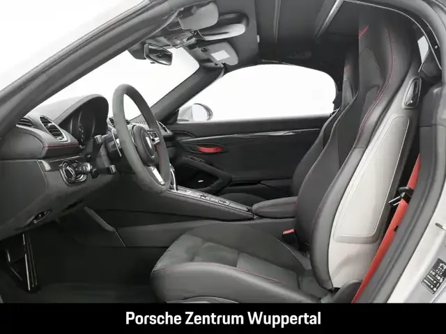 Porsche 718 Spyder