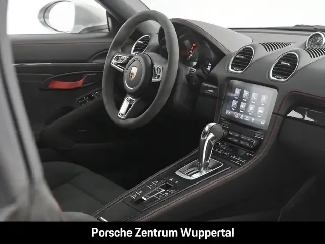 Porsche 718 Spyder