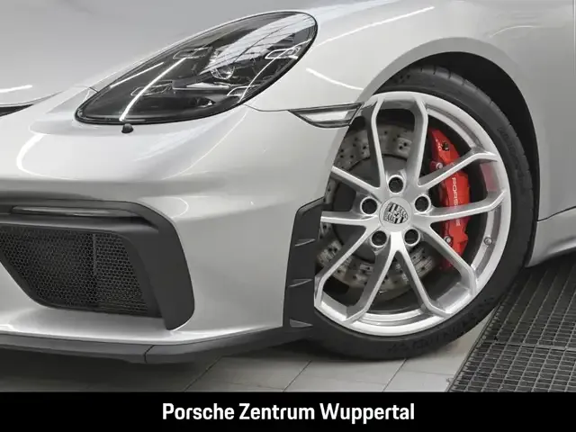 Porsche 718 Spyder