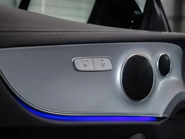 Mercedes-Benz E 400