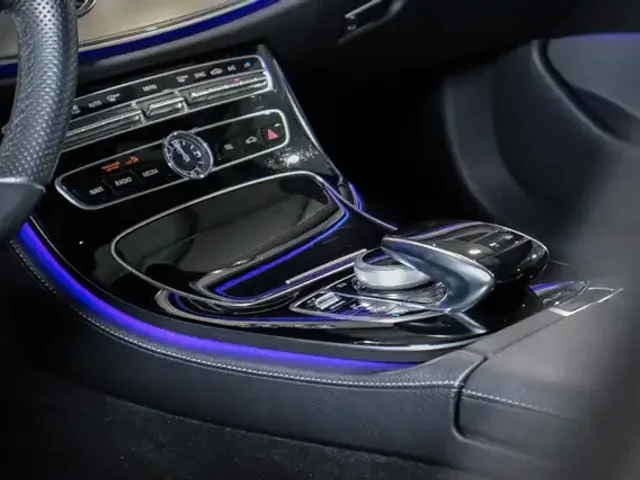 Mercedes-Benz E 400