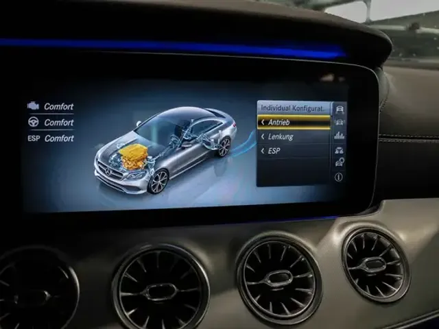Mercedes-Benz E 400