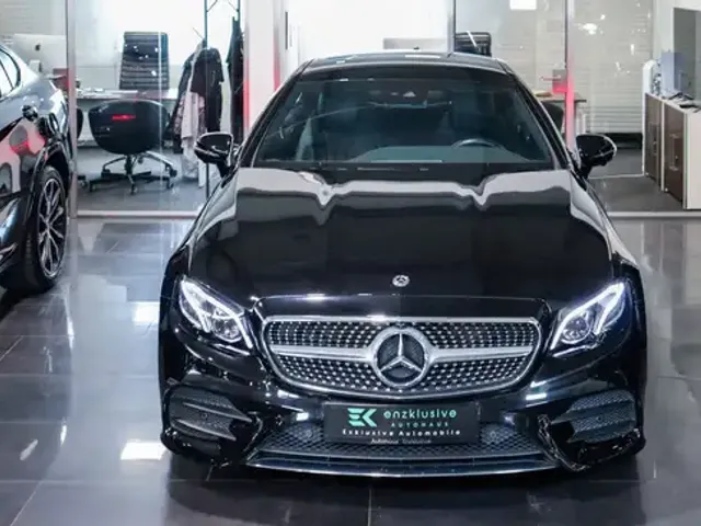 Mercedes-Benz E 400