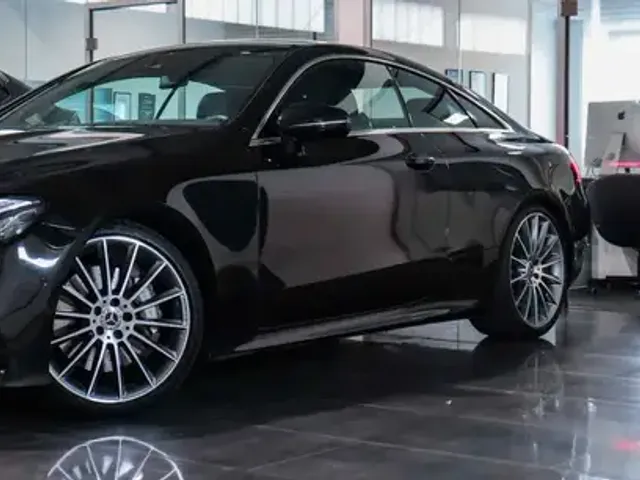 Mercedes-Benz E 400