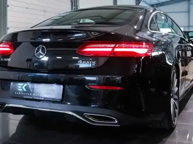 Mercedes-Benz E 400