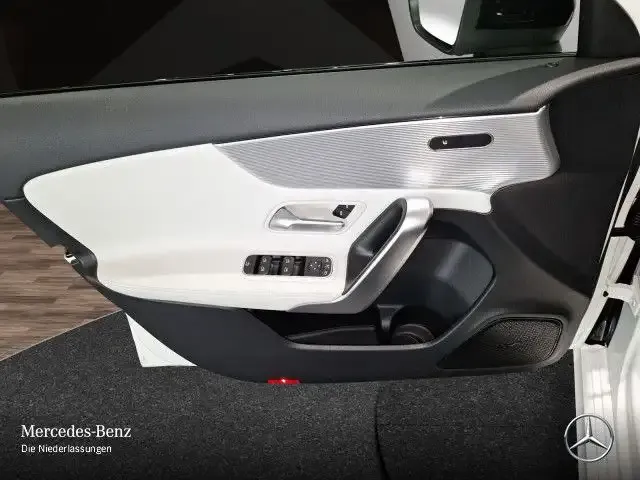 Mercedes-Benz A 35 AMG
