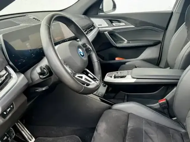 BMW iX2