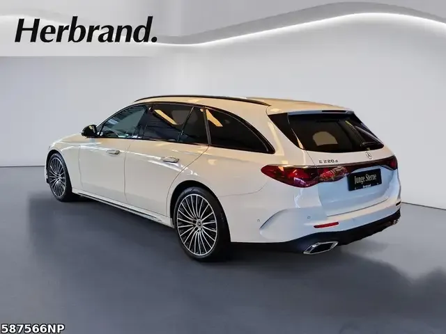 Mercedes-Benz E 220