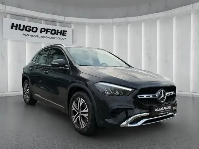 Mercedes-Benz GLA 200
