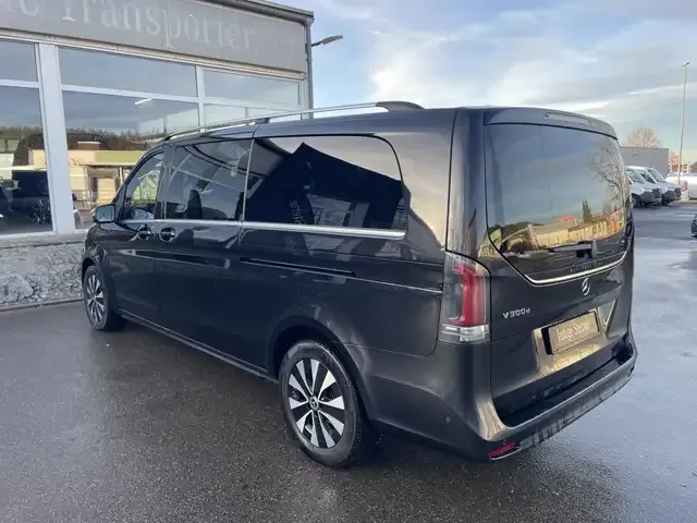 Mercedes-Benz V 300