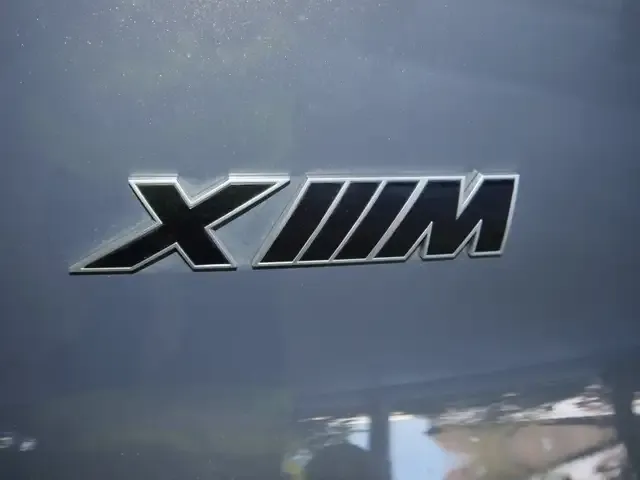 BMW XM
