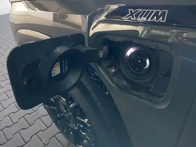BMW XM