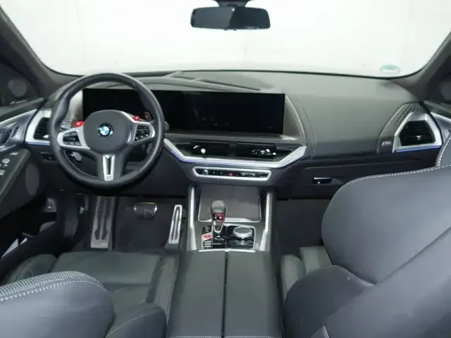 BMW XM
