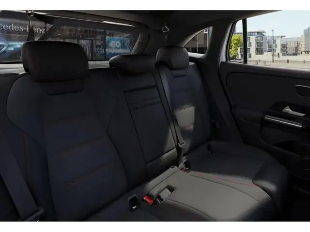 Mercedes-Benz EQA 250