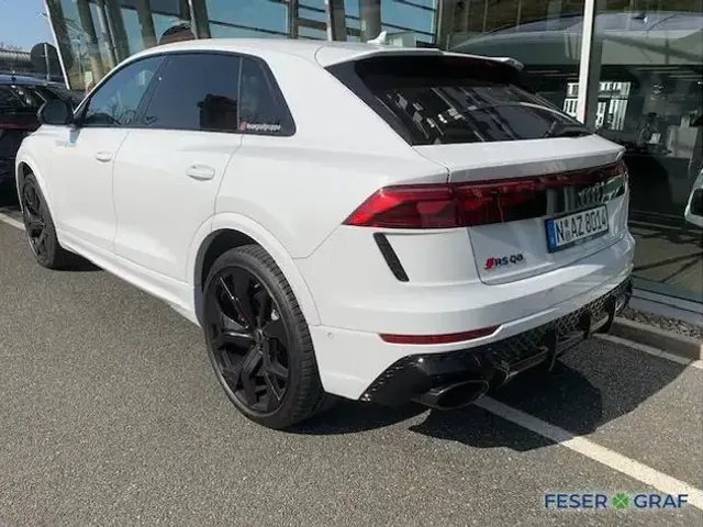 Audi RS Q8