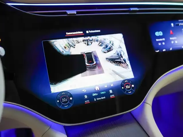 Mercedes-Benz EQE 300