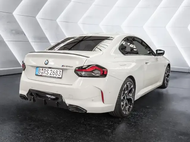 BMW 240