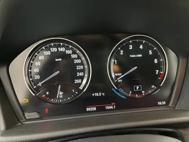 BMW 220