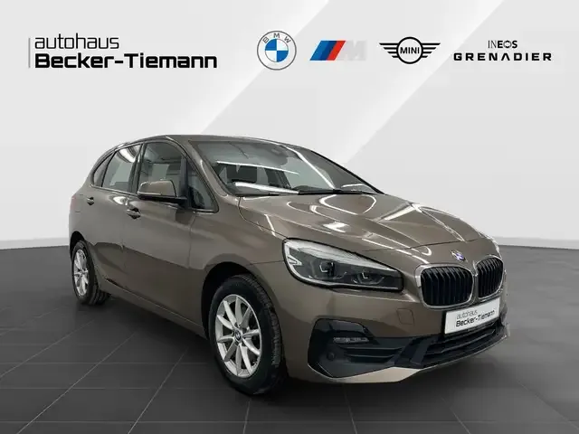 BMW 220