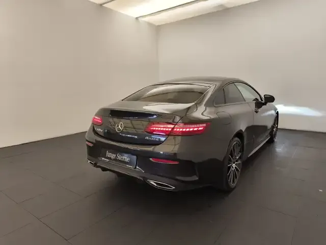 Mercedes-Benz E 400