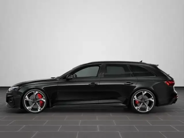 Audi RS4
