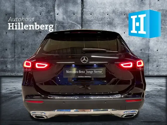 Mercedes-Benz GLA 200