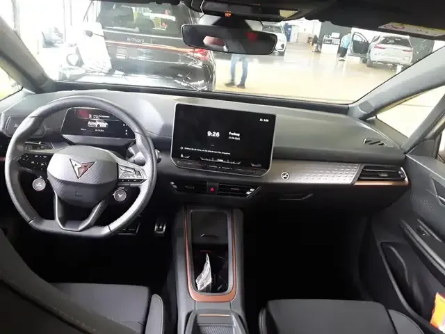 CUPRA Born