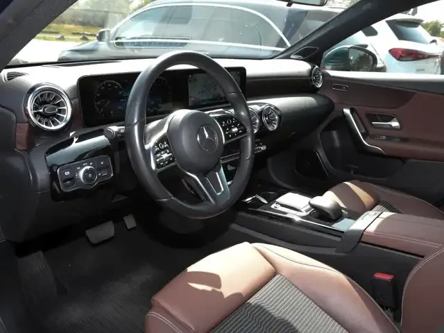 Mercedes-Benz A 250