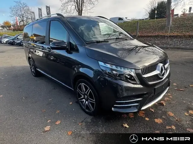 Mercedes-Benz V 250