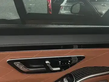 Mercedes-Benz S 580