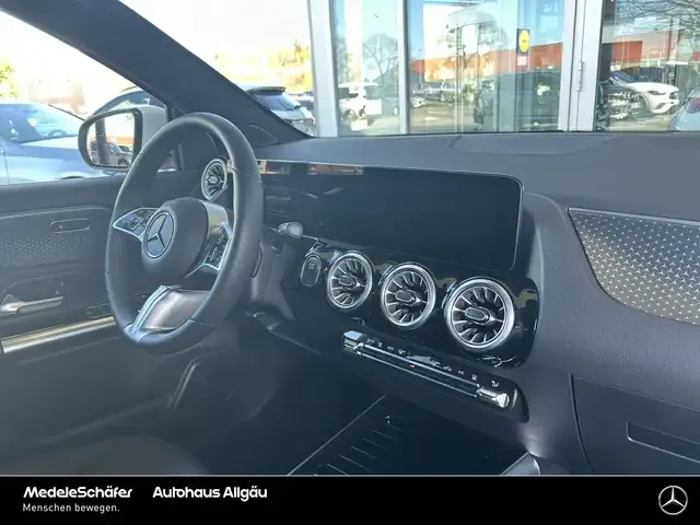 Mercedes-Benz EQA 350